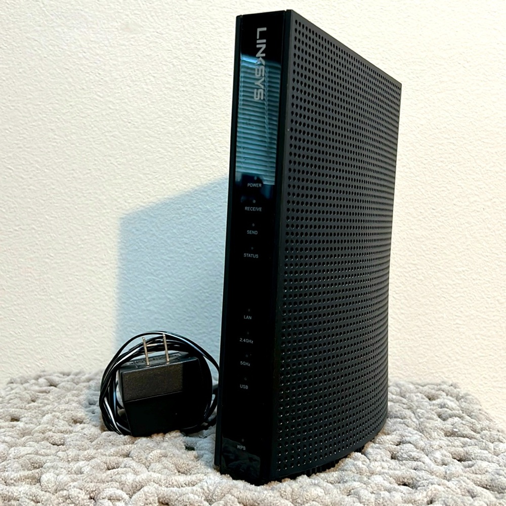 ❣️2/$45❣️Linksys High Speed AC 1900 Cable Modem Router